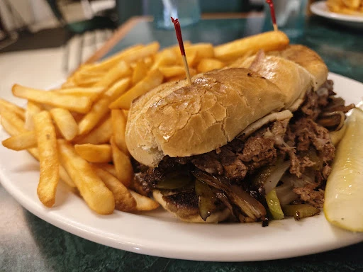Sixth Street Diner photo 7